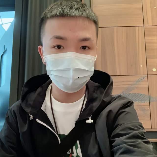 吃瓜网红打架事件视频在线观看,一场网络暴力引发的血案  第3张