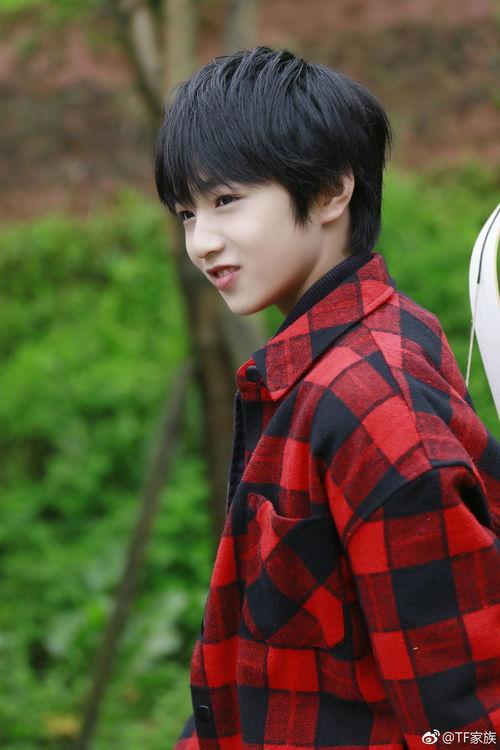 刘耀文爆料八卦事件视频,独家爆料视频大揭秘  第2张